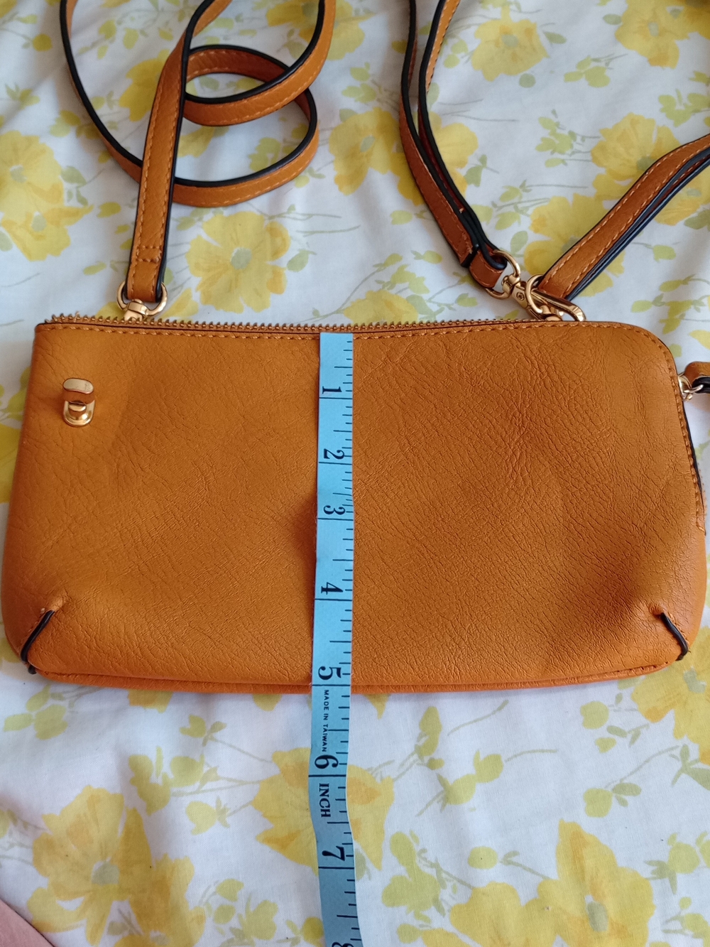 JEN & CO. Plain  faux leather Brown Purse Inside Pockets Shoulder Bag Hobo